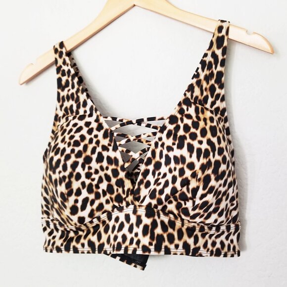 Torrid Wireless XO Triangle Swim Top Bikini Leopard Animal Cheetah Plus 2X $75 - Picture 4 of 16